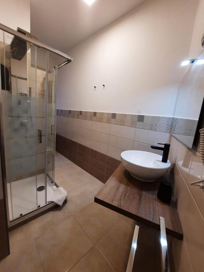U Baruni B&B Messina Exterior photo